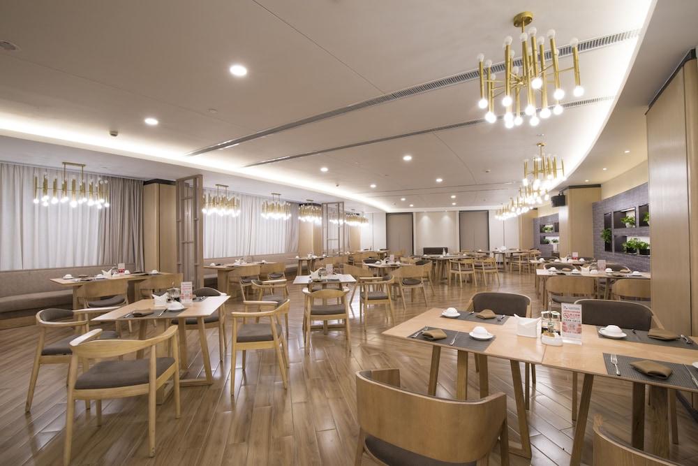 Jin Jiang Pine City Hotel Shanghai Buitenkant foto
